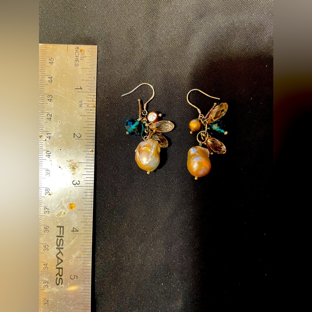 Baroque pearl crystal earrings